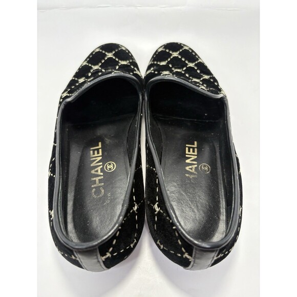 Chanel Black Velvet Loafers w/ Silver Metal CC Logo Accents 2017 EU Sz 36 6 - Picture 8 of 14